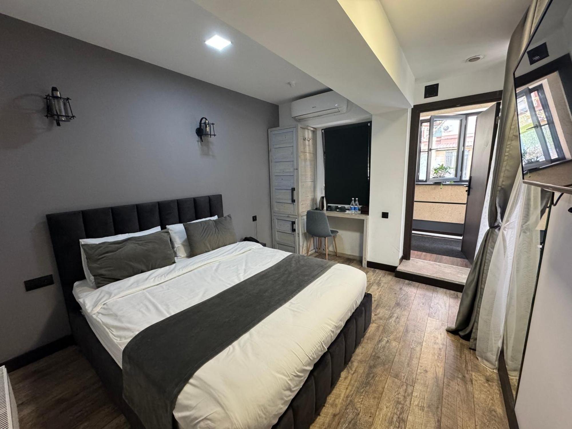 The Phoenix Boutique Hotel Jerevan Eksteriør billede
